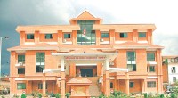 काठमाडौं महानगरपालिकाका तत्कालीन प्रशासकीय अधिकृत प्रदिप परियारसहित ७ जनाविरुद्ध भ्रष्टाचारको मुद्दा